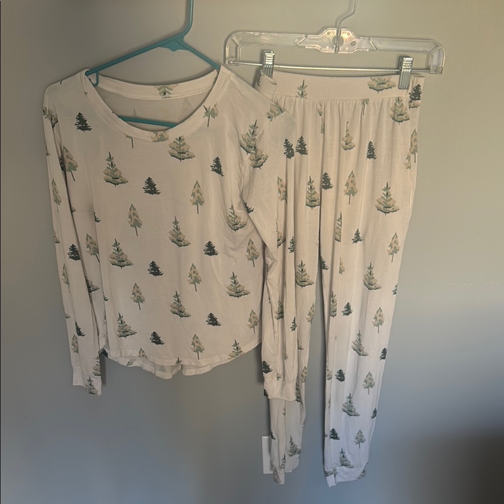 Kyte BABY ADULT Green Tree Jogger Set